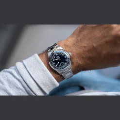Big Crown Pointer Date